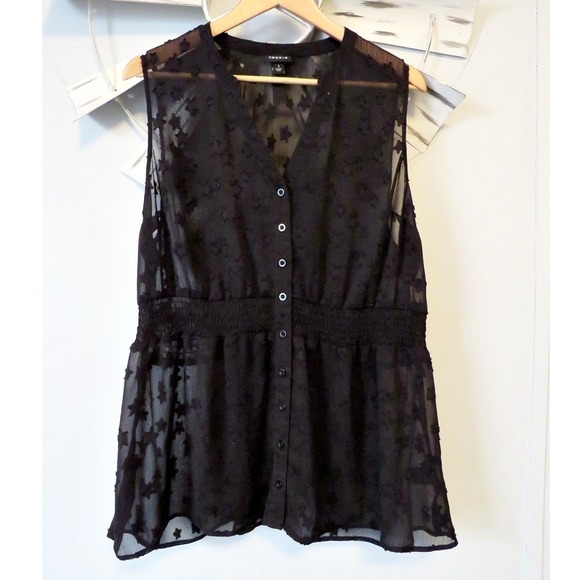 torrid Tops - Torrid Black Semi Sheer Sleeveless Button-Down Blouse w/ Star Detail in a Size 1